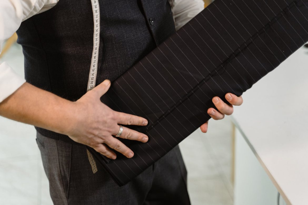 ofis kombinlerinde siklik erkek giyim kombin onerileri